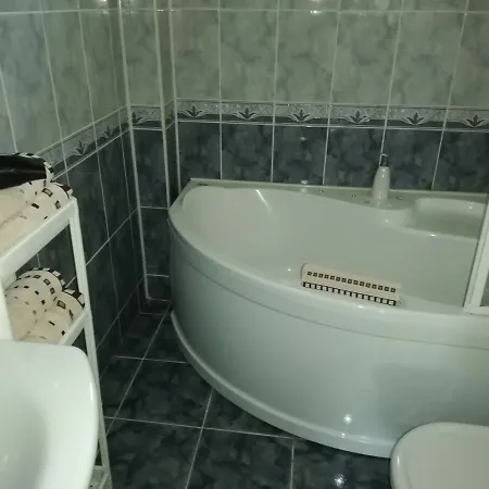 костадинов 招待所