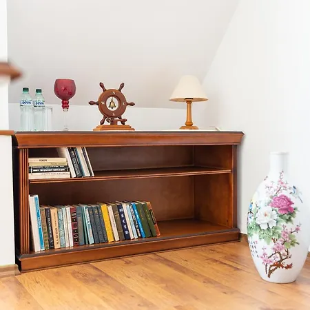 костадинов