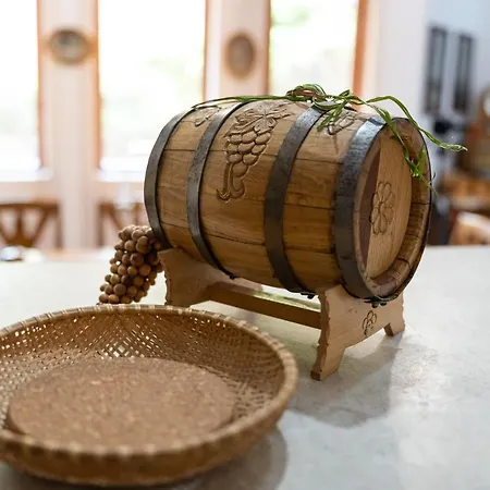 招待所 костадинов 3*