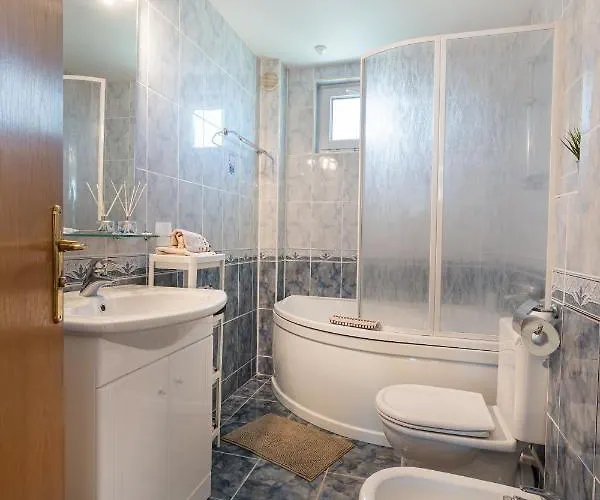 костадинов Várna