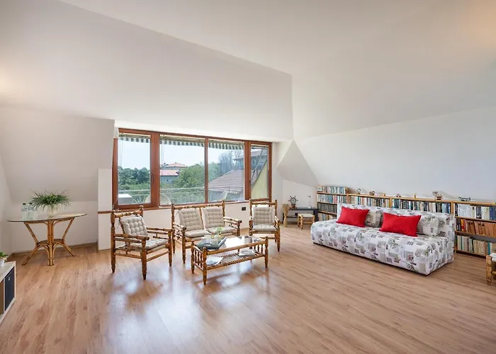 костадинов Affittacamere 3*