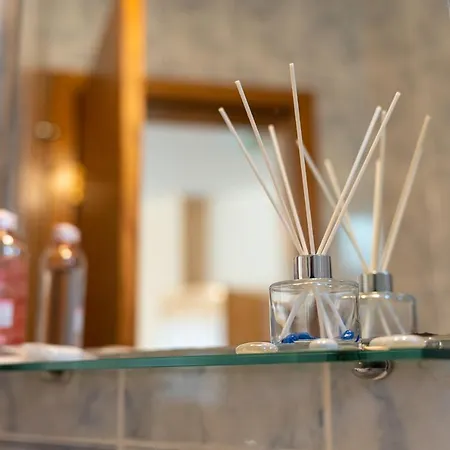 костадинов