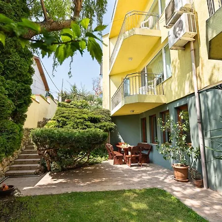 костадинов Vendégház 3*